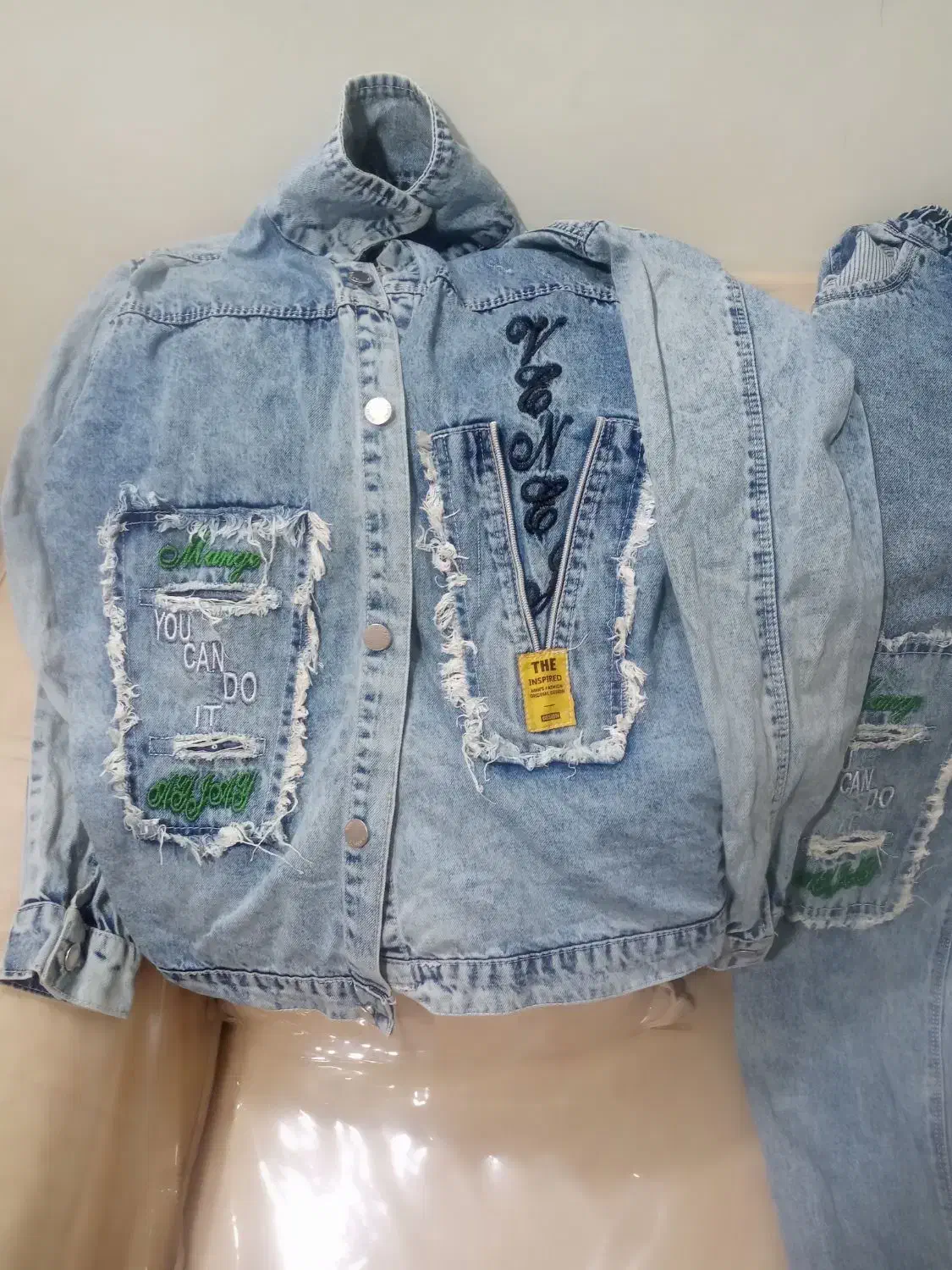 ست لباس لی در حد نو نو|لباس|قزوین, |دیوار