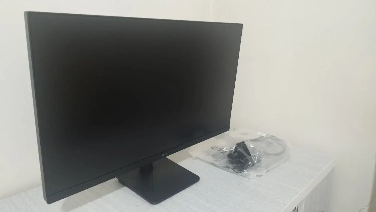 مانیتور LG|قطعات و لوازم جانبی رایانه|اندیشه, اندیشه فاز ۱|دیوار