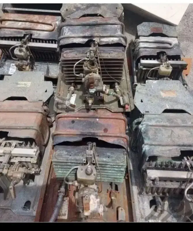 خرید و فروش آبگرمکن دیواری خراب و فرسوده|آبگرمکن، پکیج، شوفاژ|اندیمشک, |دیوار