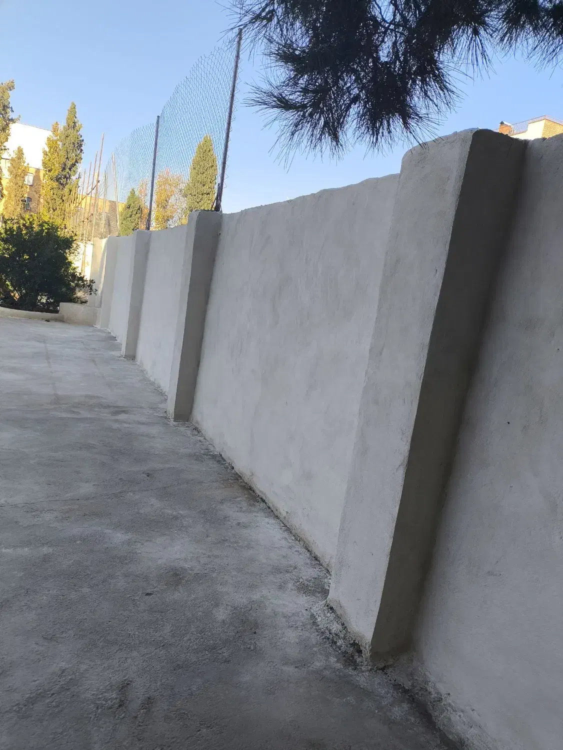 سیمان کاری و نرمه گشی کف سازی و شیب بندی|خدمات پیشه و مهارت|صدرا-فارس, فاز ۱|دیوار