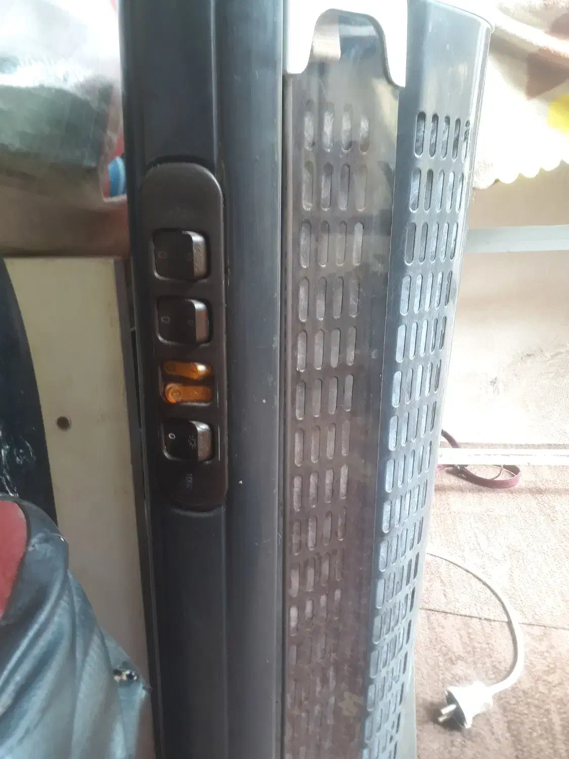 یک عدد هود|هود|مشهد, خواجه ربیع|دیوار