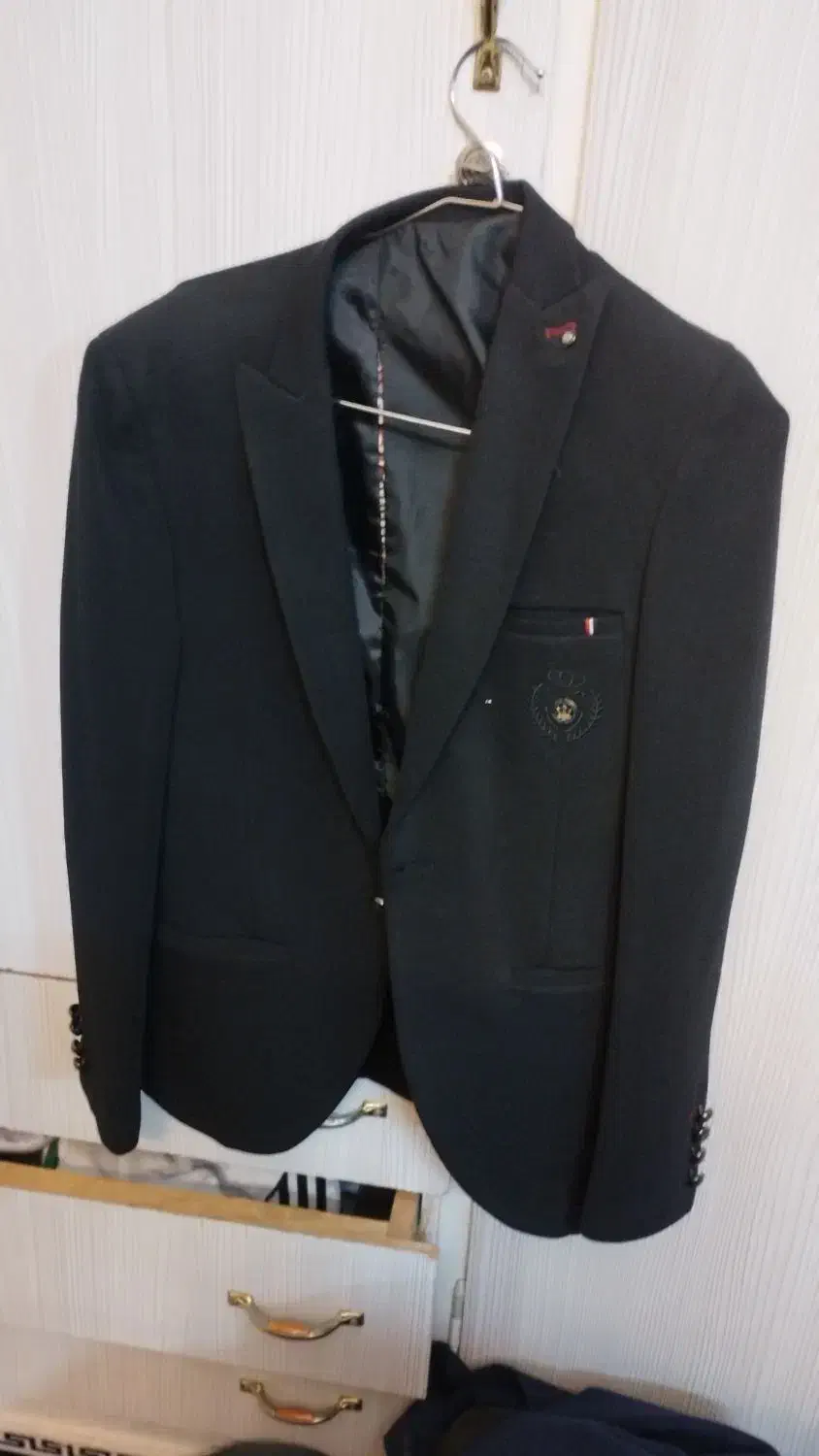 کت تک|لباس|نسیم‌شهر, |دیوار