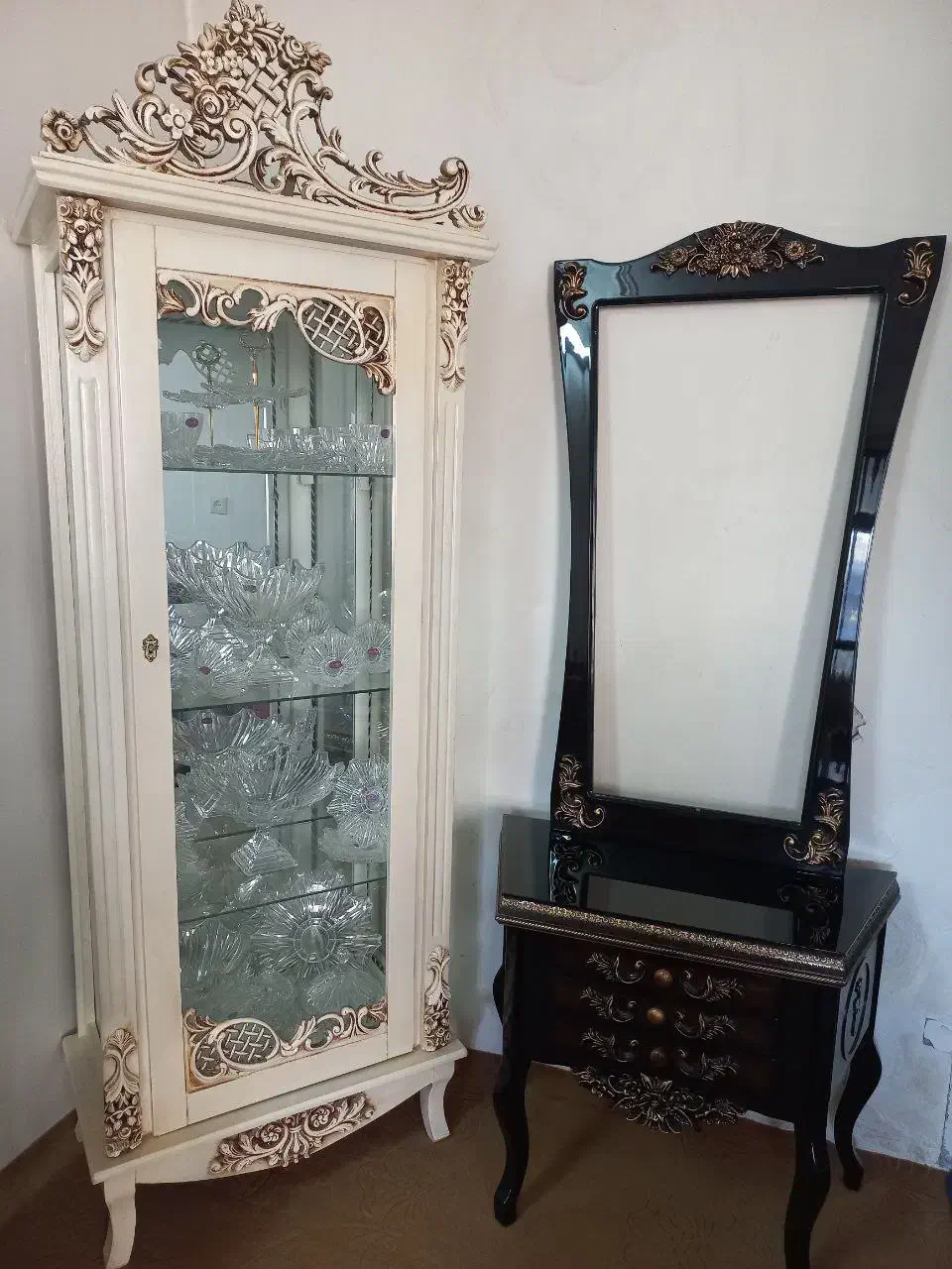 بوفه و آینه شمعدان|بوفه، ویترین، کنسول|قوچان, |دیوار