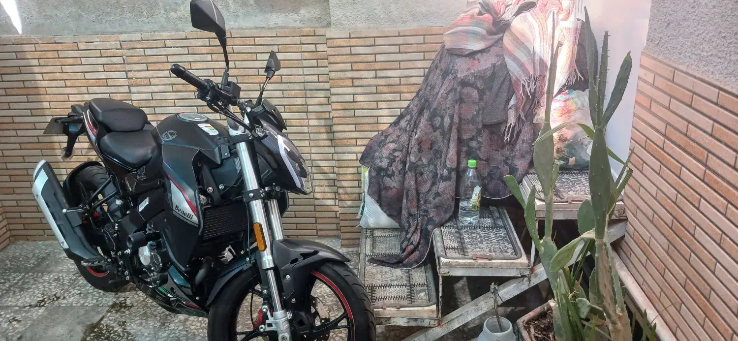 بنلی ۱۸۰ مشکی مات|موتورسیکلت|قم, نیروگاه|دیوار