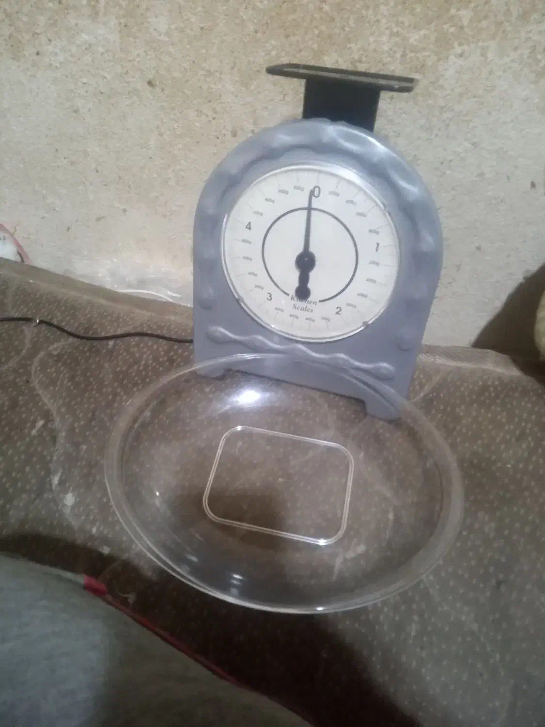 ترازوی آشپزخانه در حد نو|ظروف پختوپز|رشت, جماران|دیوار