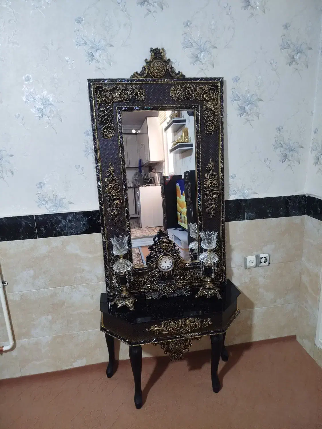 آیینه وشمدان|بوفه، ویترین، کنسول|بشاریات, |دیوار