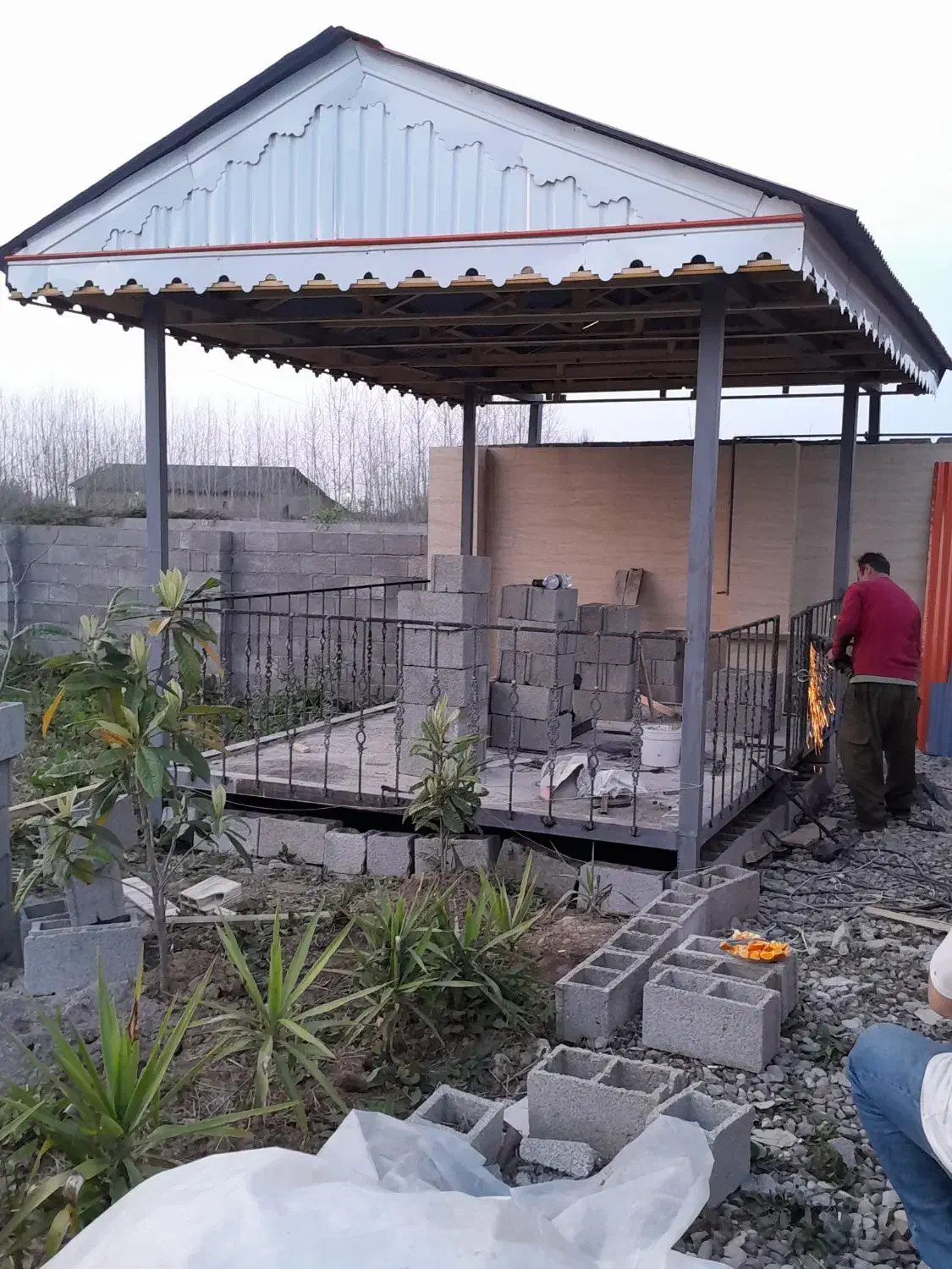 جوشکاری سیار وخدمات لوله کشی گاز|خدمات پیشه و مهارت|گوراب زرمیخ, |دیوار