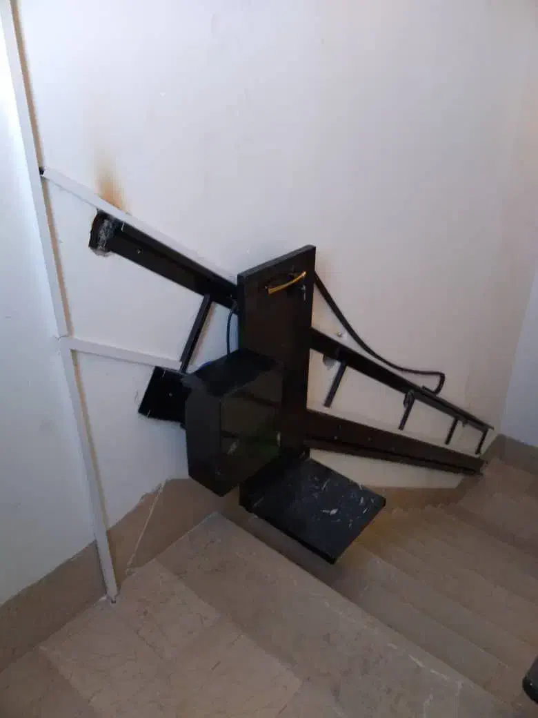 نصب و سرویس پله پیما|خدمات پیشه و مهارت|سیرجان, |دیوار