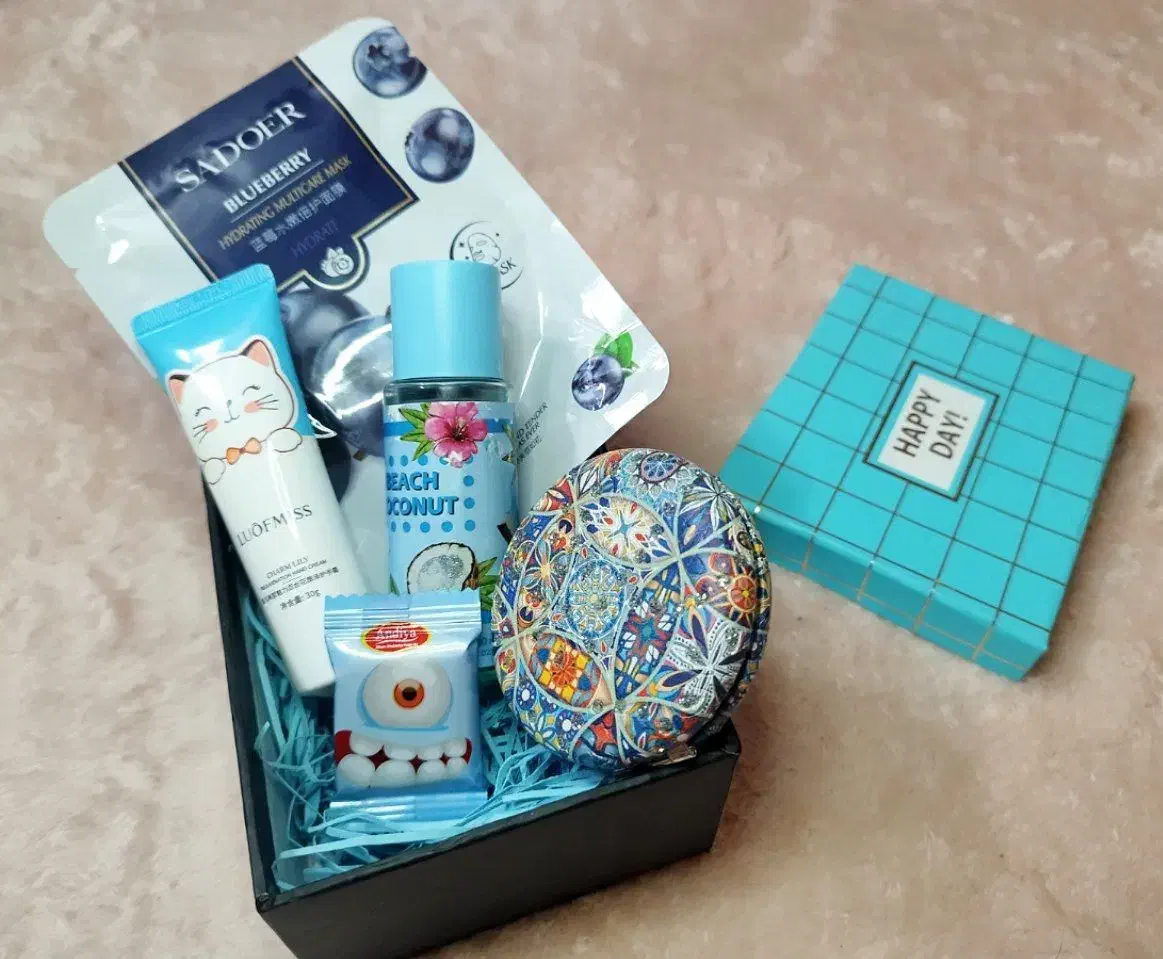 پک هدیه روز زن با ارسال رایگان|آرایشی، بهداشتی، درمانی|اصفهان, شیخ اشراق|دیوار