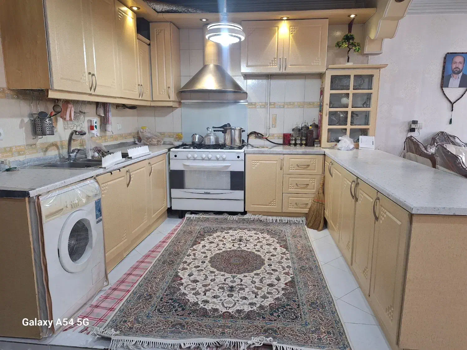 فروش آپارتمان ۱۰۰متری، خیابان حافظ شمالی|فروش آپارتمان|بروجرد, |دیوار