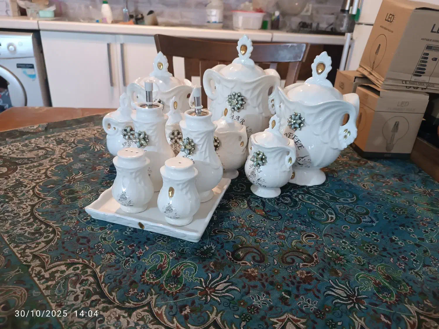 پاسماوری سرامیکی نگین دار در حد نو به قیمت ارزون|ظروف سرو و پذیرایی|گنبد کاووس, |دیوار