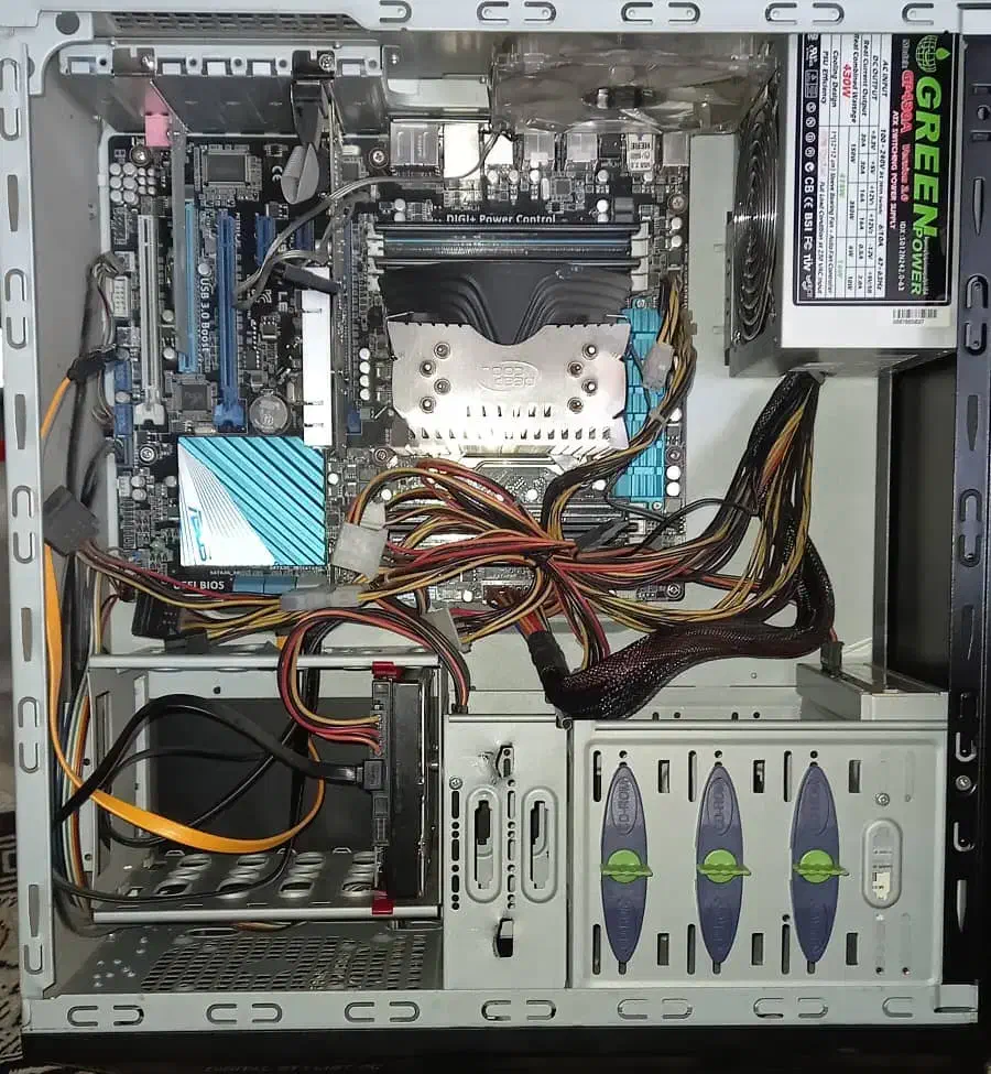 سرور Tower|قطعات و لوازم جانبی رایانه|کرج, چمران|دیوار