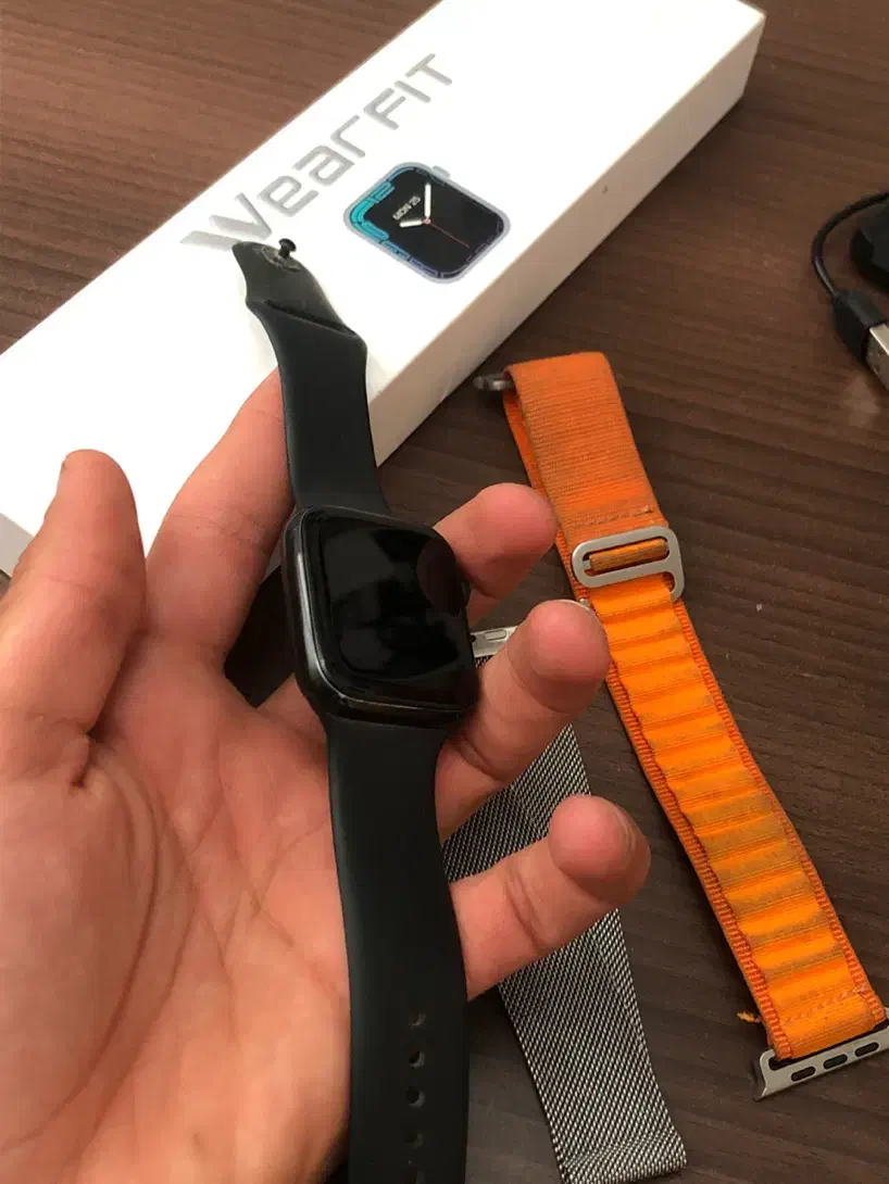 ساعت هوشمند در حد نو|ساعت|سپیدان, |دیوار