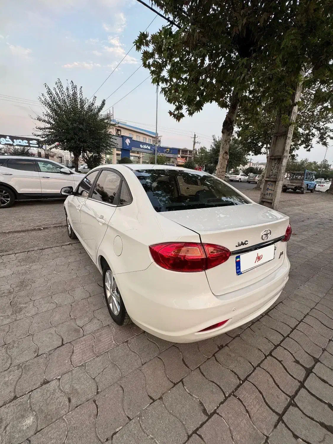 جک j4 مدل ۹۹|خودرو سواری و وانت|رشت, دیانتی|دیوار