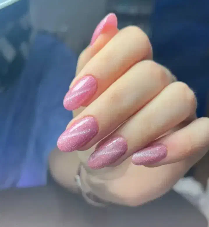 کاشت ناخن|خدمات آرایشگری و زیبایی|مشهد, نوید|دیوار