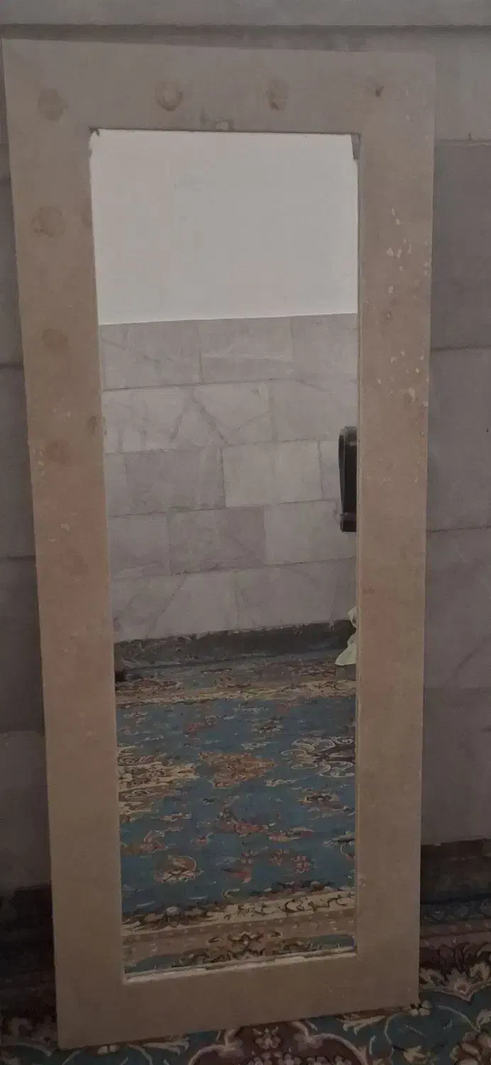 آینه نیم قدی|آینه|یزد, |دیوار