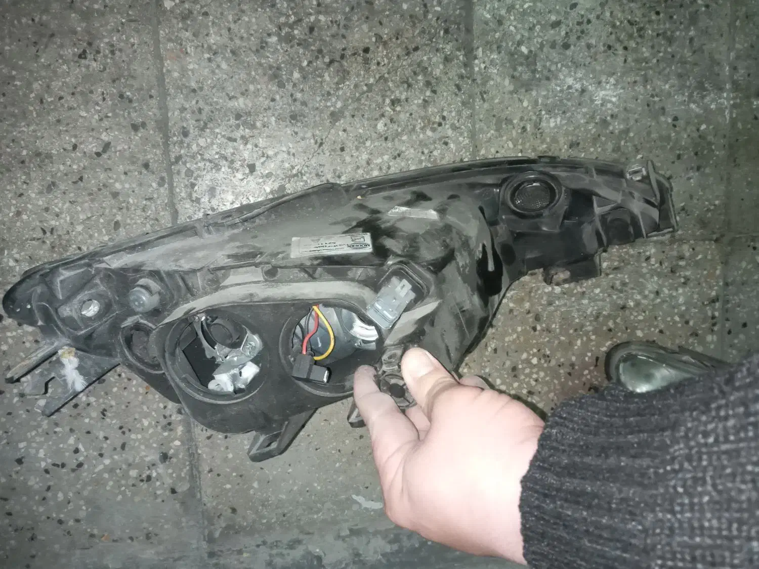 چراغ جولو ۲۰۶ و کمک ها و اگزوز کامل|قطعات یدکی و لوازم جانبی|تهران, پرستار|دیوار