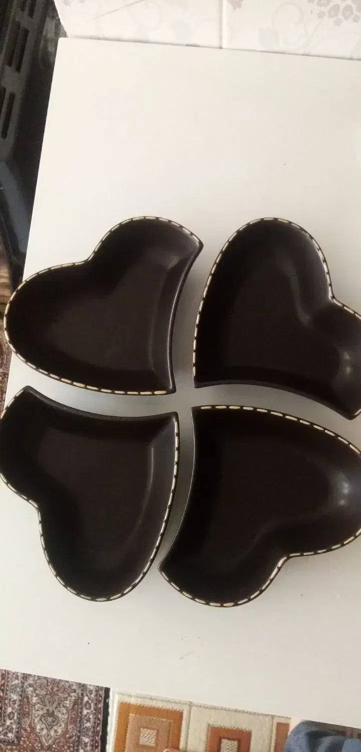 تعدادی وسایل ضروری آشپزخانه|ظروف پختوپز|ملارد, |دیوار