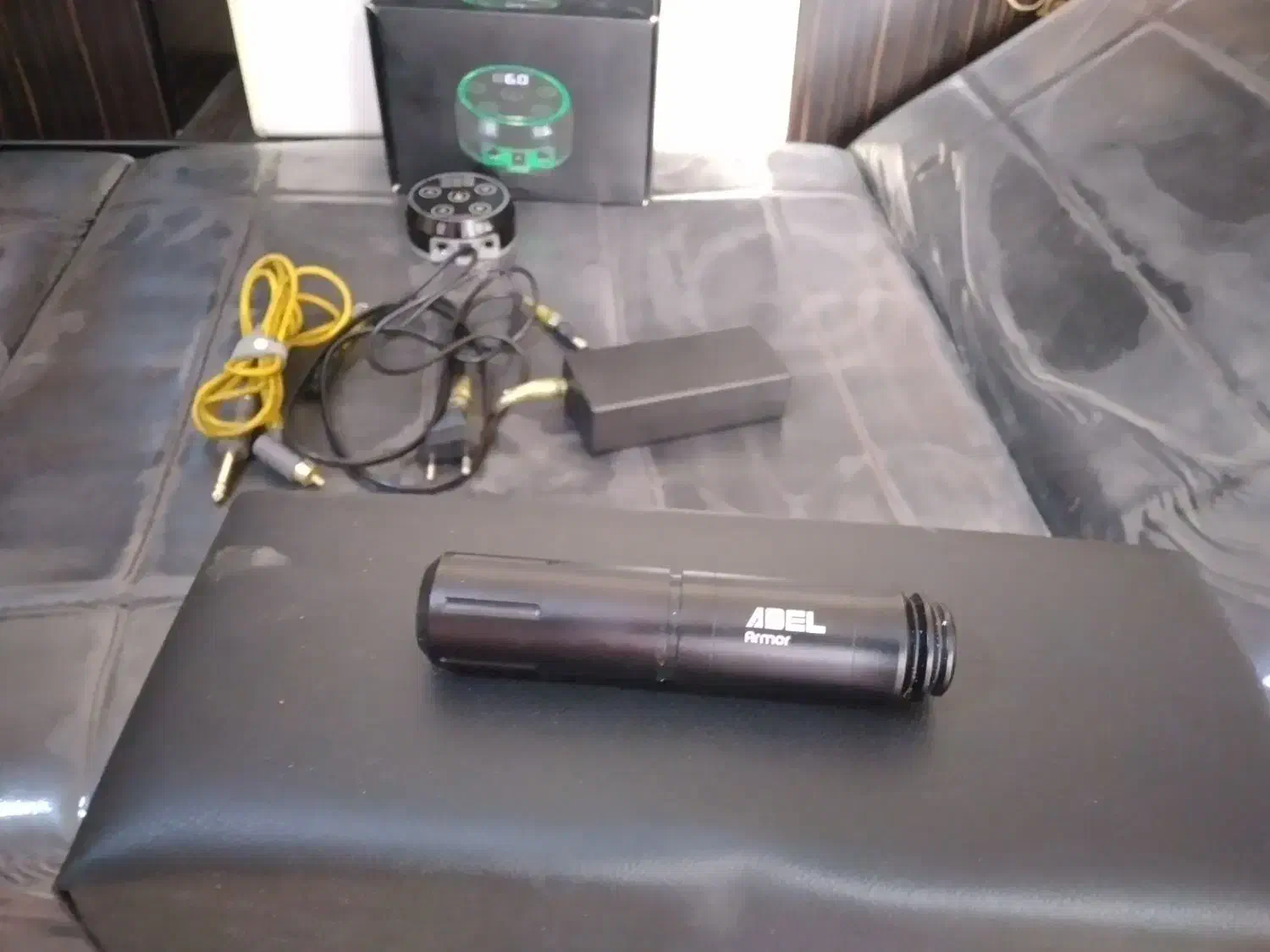 تخت تتو و دستگاه تتو کامل|آرایشی، بهداشتی، درمانی|کرج, حصارک پایین|دیوار