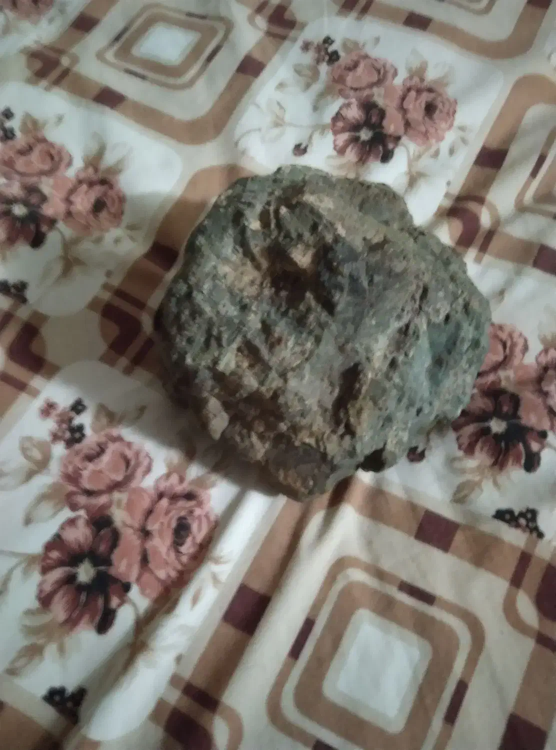 شهاب سنگ|بدلیجات|تربت جام, جامرود|دیوار