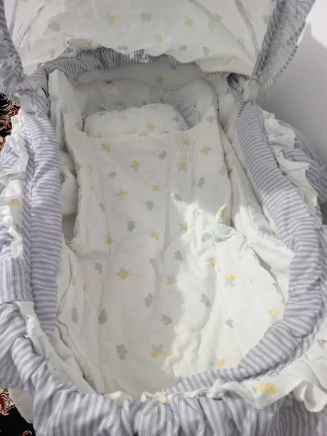 گهواره کودک|تخت و صندلی بچه|سنندج, |دیوار