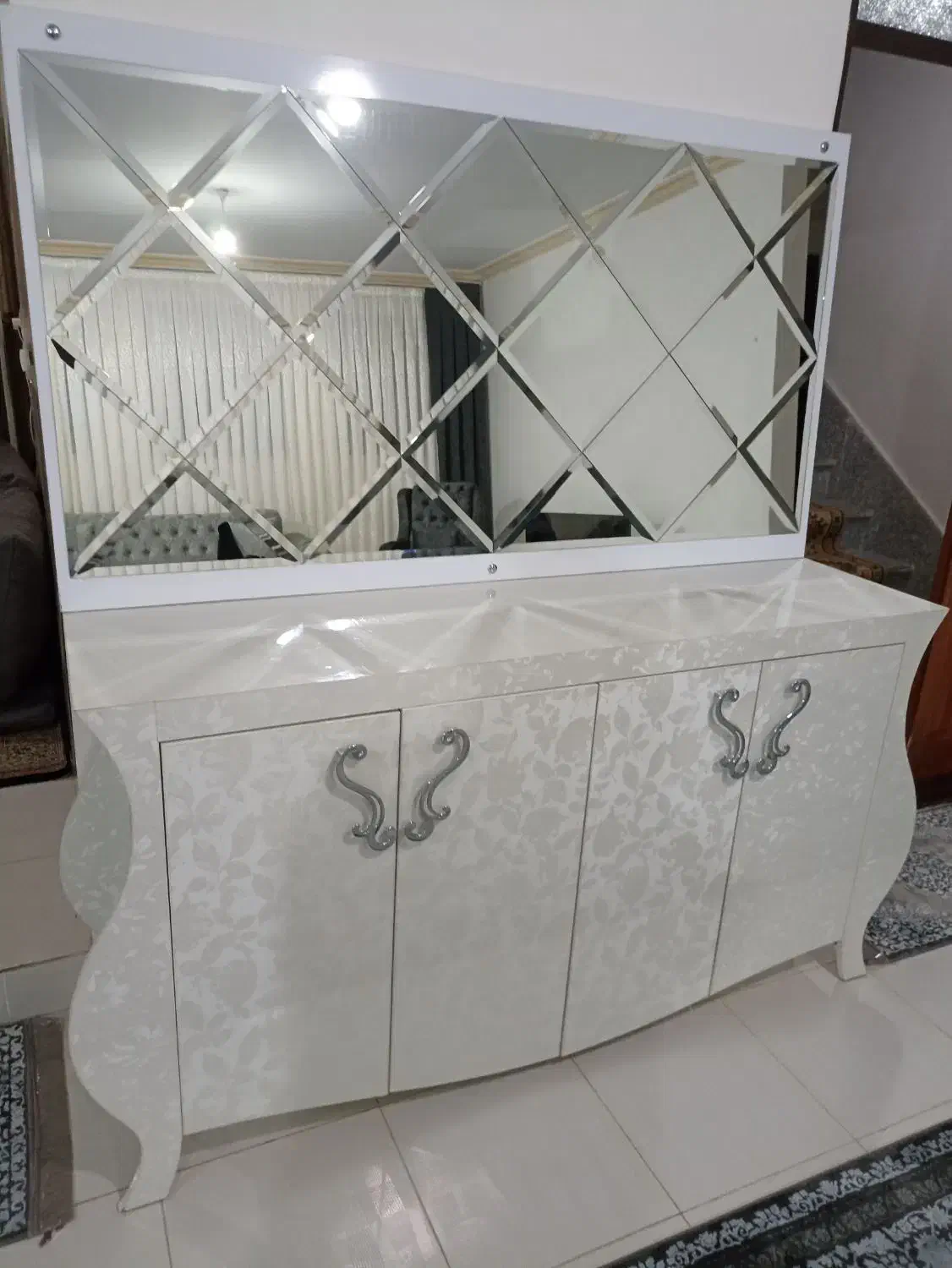 آینه کنسول|بوفه، ویترین، کنسول|ارومیه, |دیوار