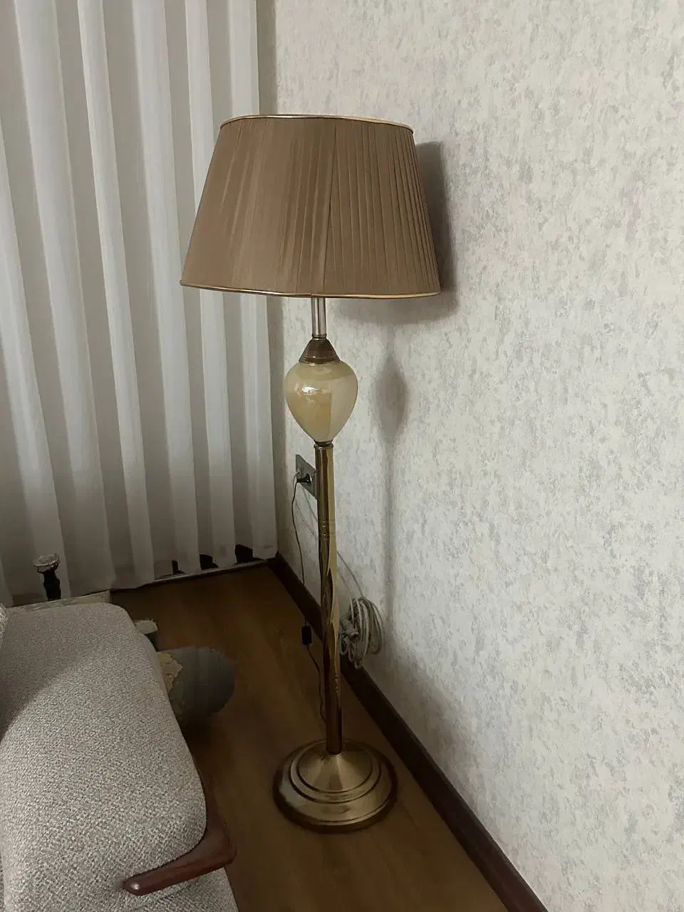 آباژور وشلف|صنایع دستی و سایر لوازم تزئینی|هشتگرد, شهرک ولیعصر (مصلی)|دیوار