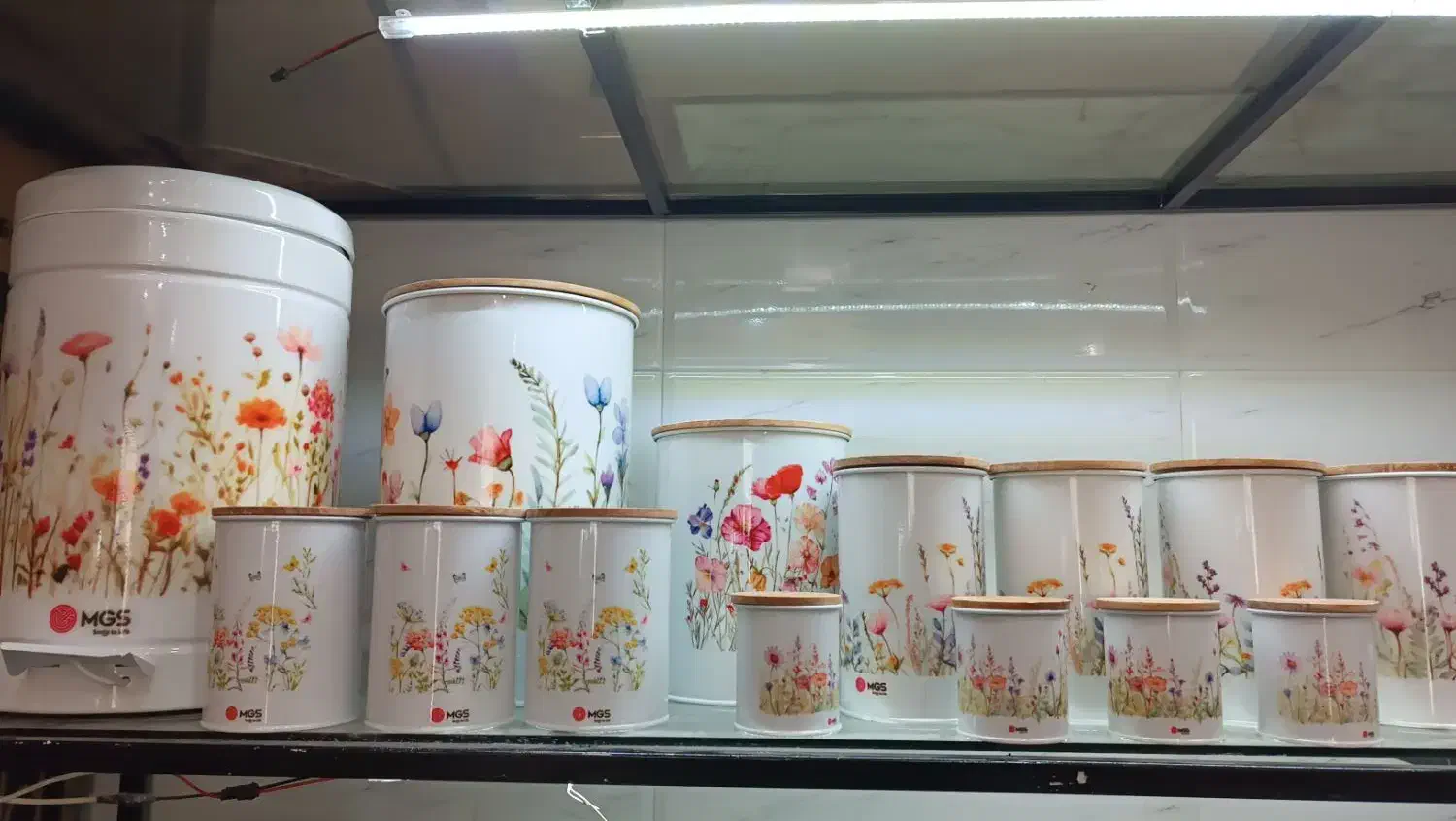 سرویس بانکه حبوبات وادویه جات در اقساط ۲۴ماهه|ظروف نگهدارنده، پلاستیکی، یکبارمصرف|خرمآباد, |دیوار