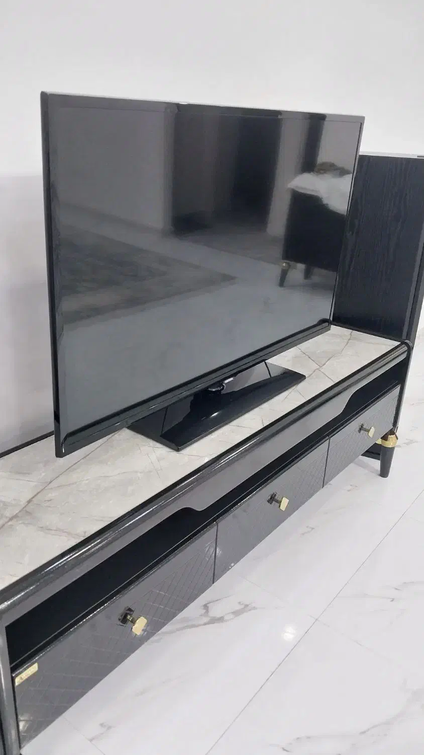 تلویزیون سامسونگ ال ای دی در حد|تلویزیون و پروژکتور|اسلام‌شهر, باغ فیض|دیوار