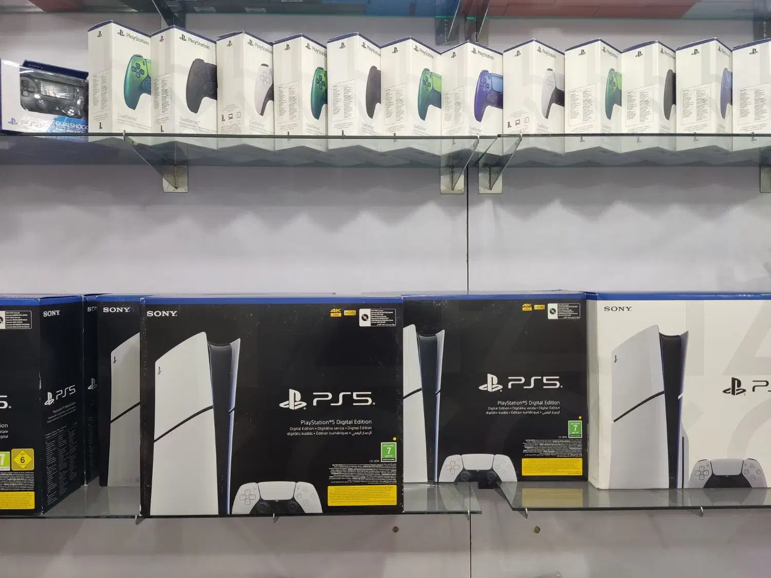 پی اس فایو  (ps5)|کنسول، بازی ویدئویی و آنلاین|شیراز, زند|دیوار