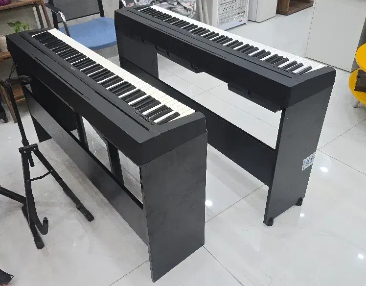 پیانو p45 ب همراه میز|پیانو، کیبورد، آکاردئون|گرگان, |دیوار