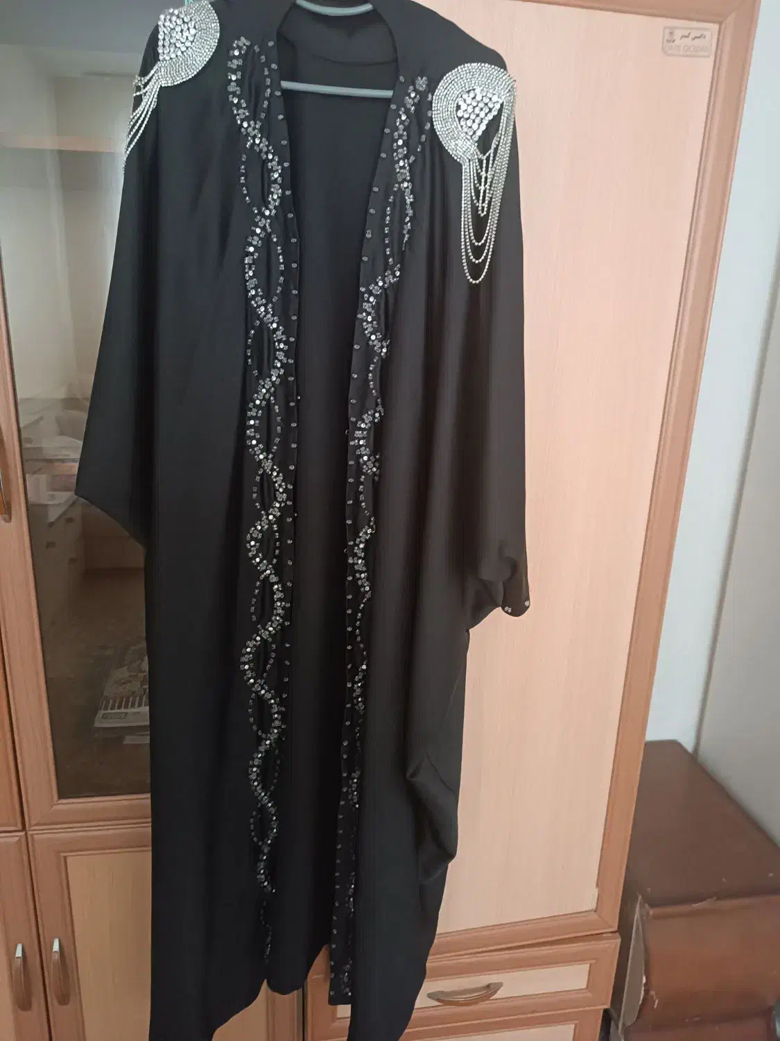 عبامجلسی|لباس|پردیس, فاز ۴|دیوار