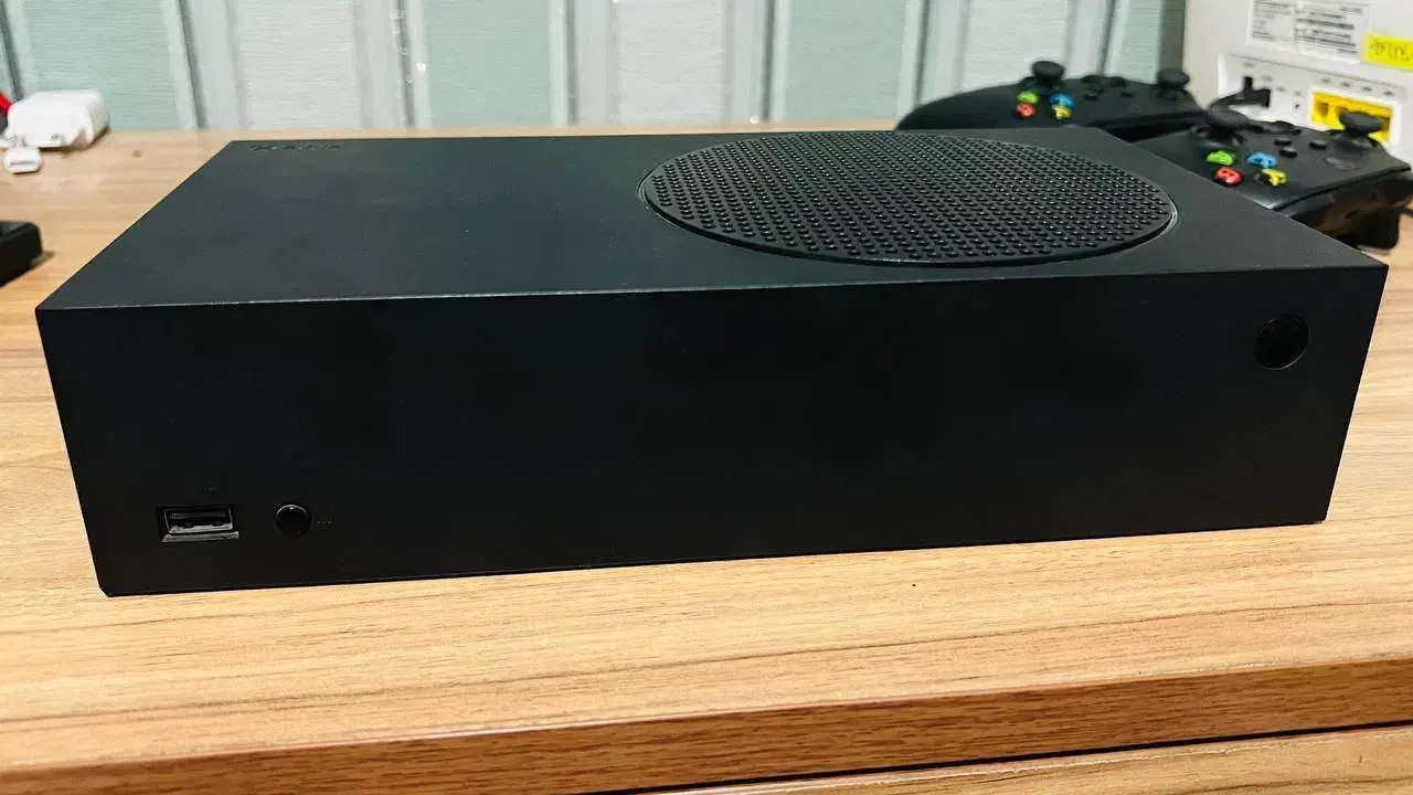 1tra سری اس مشکی xbox در حد نو +فول گیم|کنسول، بازی ویدئویی و آنلاین|کرج, دهقان ویلا|دیوار