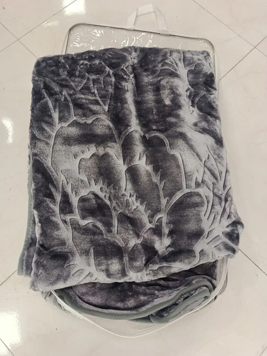 تو تک نفره تک رنگ|رختخواب، بالش، پتو|مشکین‌دشت, |دیوار