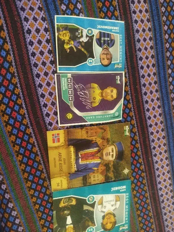 کیمدی|اسباببازی|قم, انسجام|دیوار