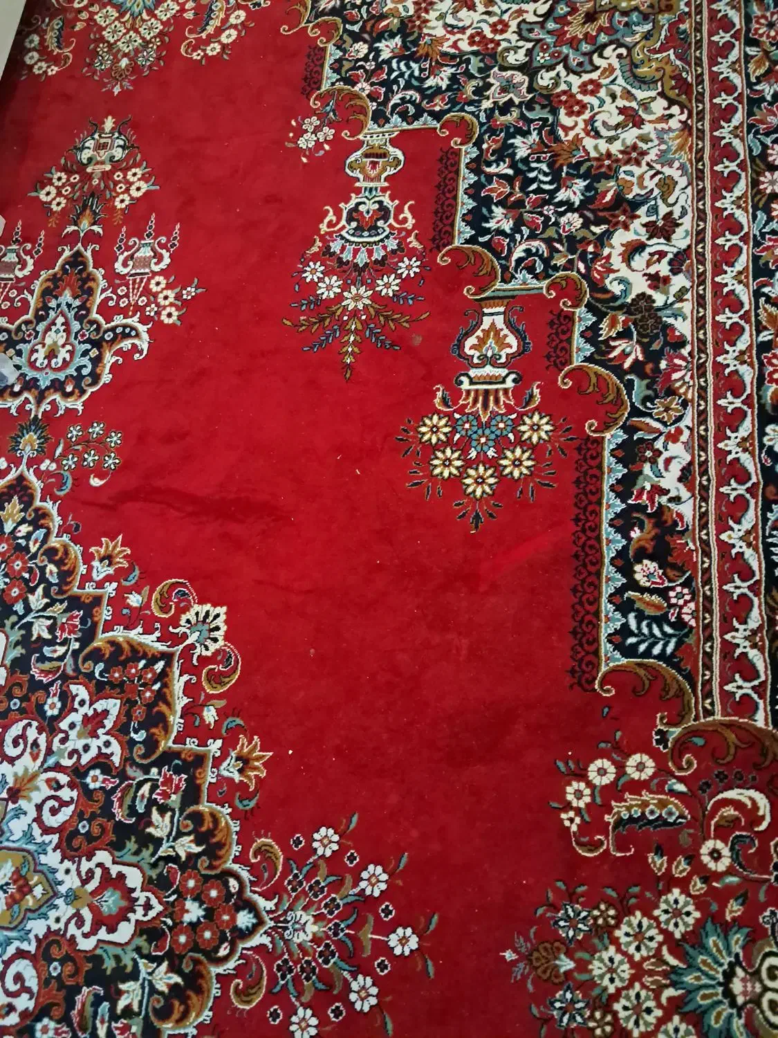 دو عدد فرش کارکرده و مبل|فرش|همدان, |دیوار