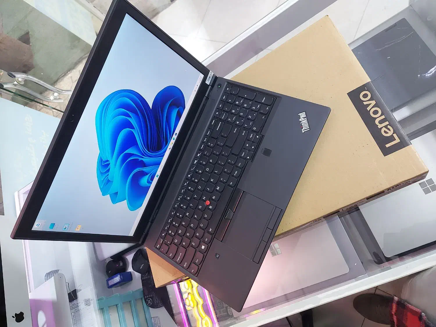 Lenovo i7 RAM32 SSD512 Nvidia 4K طراحی گیم رندر|رایانه همراه|کرج, گلشهر|دیوار