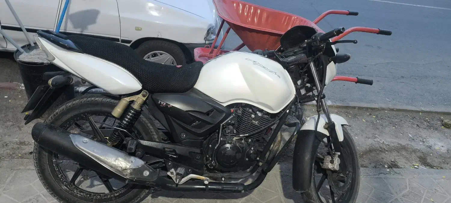 موتور آپاچی|موتورسیکلت|بردسکن, |دیوار