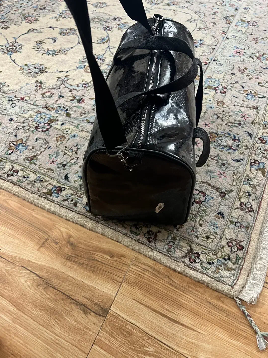 ساک ورزشی|کیف، کفش، کمربند|رباطکریم, رباطکریم|دیوار