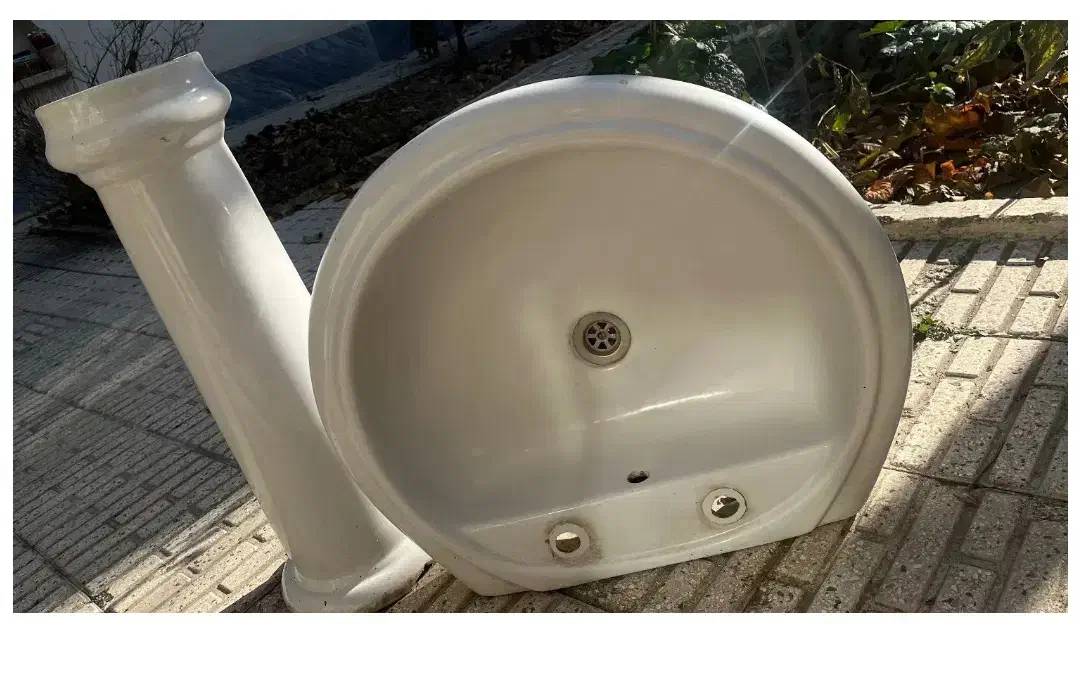 روشویی بزرگ سالم سفید|لوازم سرویس بهداشتی|اردبیل, |دیوار