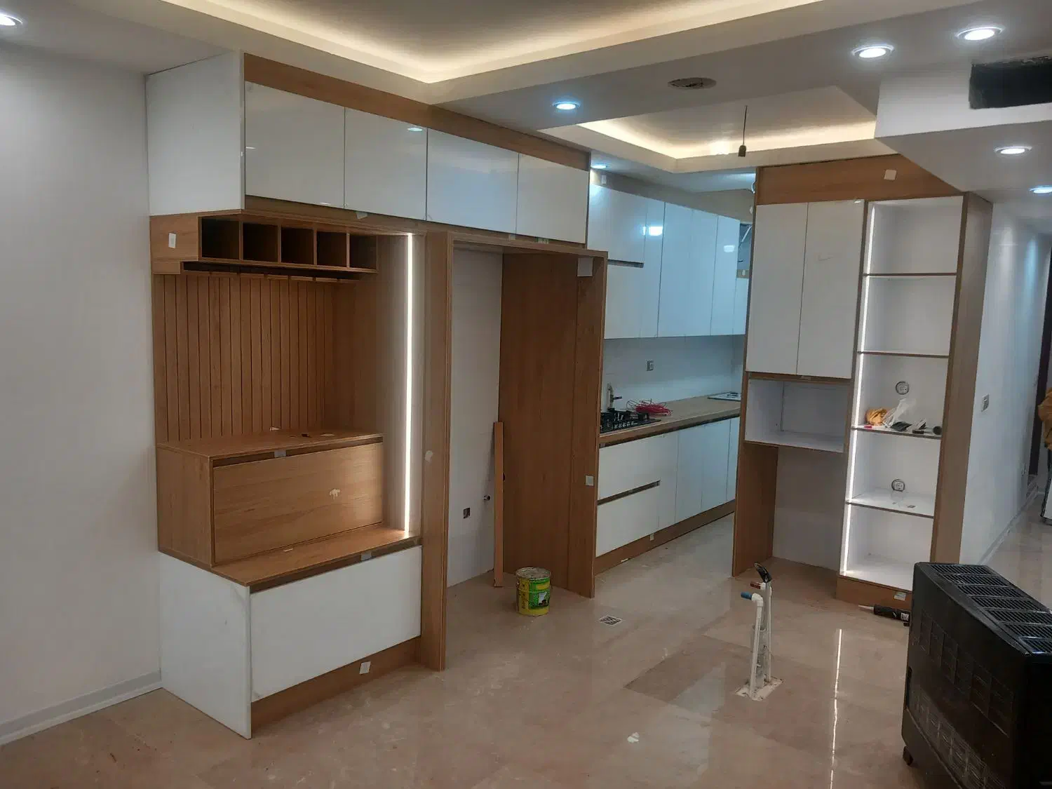 کابینت|مصالح و تجهیزات ساختمان|رباط‌کریم, رباط‌کریم|دیوار