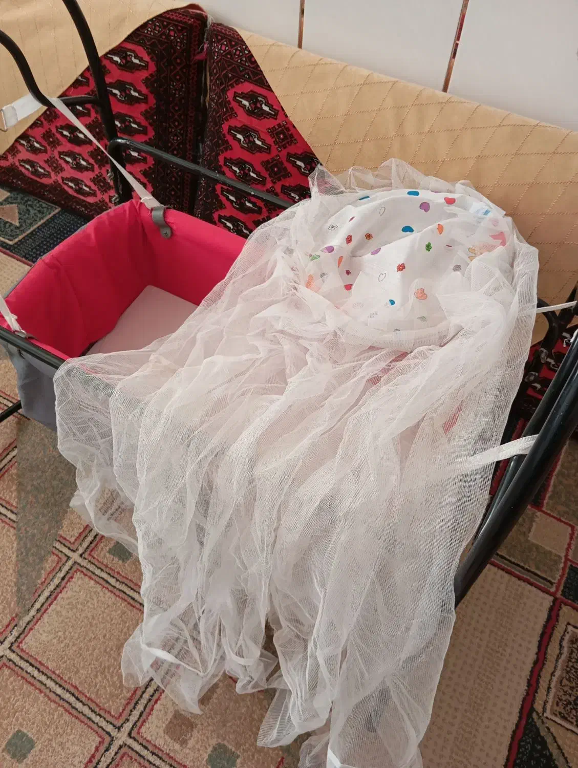 گهواره|تخت و سرویس خواب|خمین, |دیوار