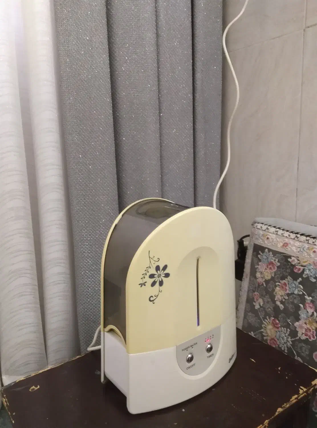 بخور گرم|پنکه و تصفیه‌کنندهٔ هوا|قم, حکمت شمالی|دیوار