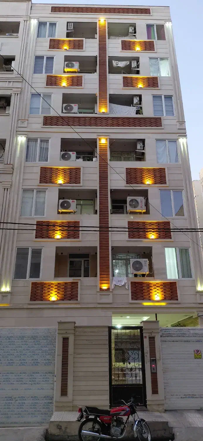 واحد 75 متری کلید نخورده روبه نما|فروش آپارتمان|بهارستان, |دیوار