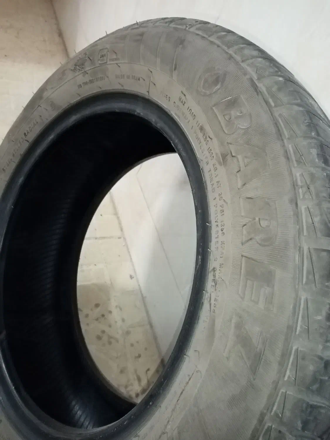 لاستیک ساینا جفتی ۲۷۰|قطعات یدکی و لوازم جانبی|کاشان, مفتح|دیوار