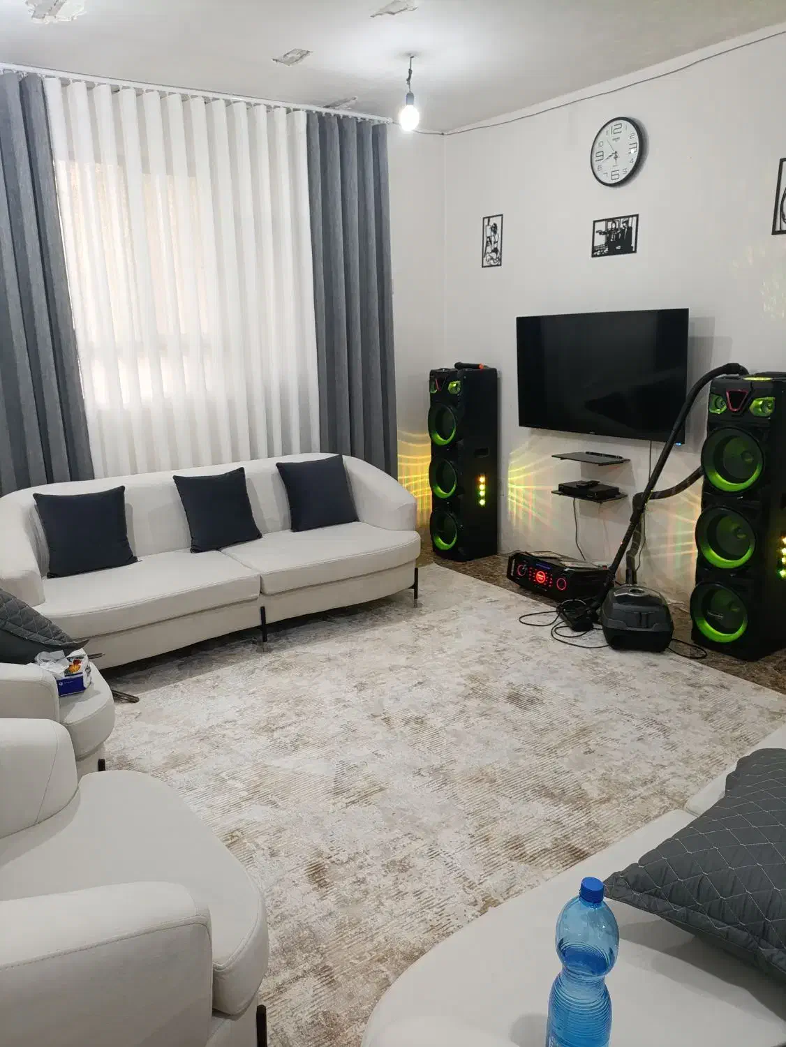 فروش مبل کاملا نو|مبلمان خانگی و میز عسلی|آبادان, |دیوار