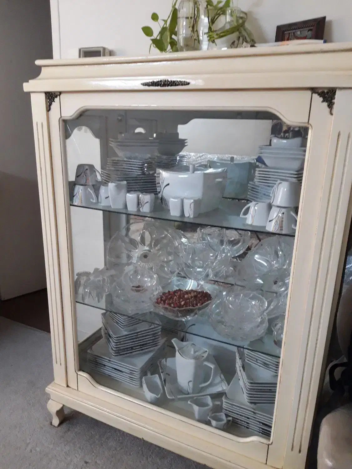 بوفه|بوفه، ویترین، کنسول|کرج, ساسانی (قلمستان)|دیوار