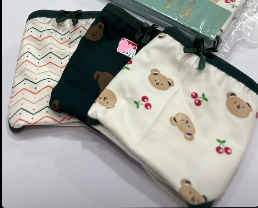 لباس زیر|لباس|دزفول, |دیوار