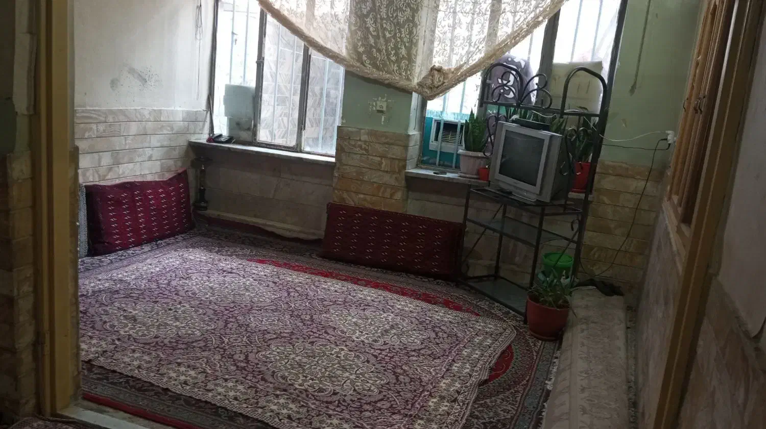 سوییت با پارکینگ|اجارهٔ کوتاه‌مدت آپارتمان و سوئیت|مشهد, رسالت|دیوار