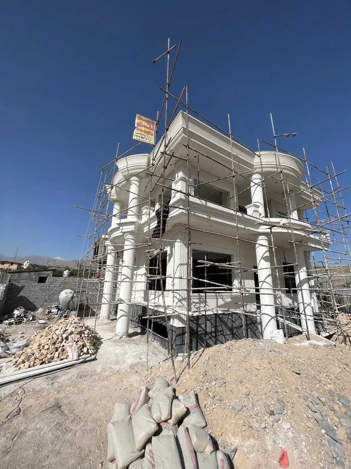 نمای سیمانی سیمانکاری نمای ویلا|خدمات پیشه و مهارت|نشتارود, |دیوار